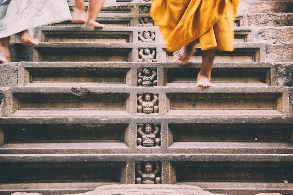 3 Weeks In Sri Lanka – Part 6 : The Solo Journey Continues. Next Stop: Kandy – The Cultural Capital Of Sri Lanka