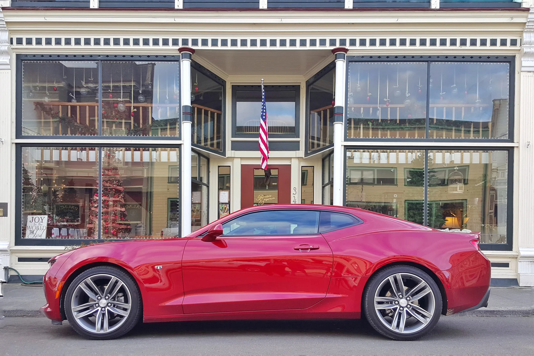 800 Miles. 36 Hours. 17 Frames. Find New Roads From Portland To San Francisco By Camaro.