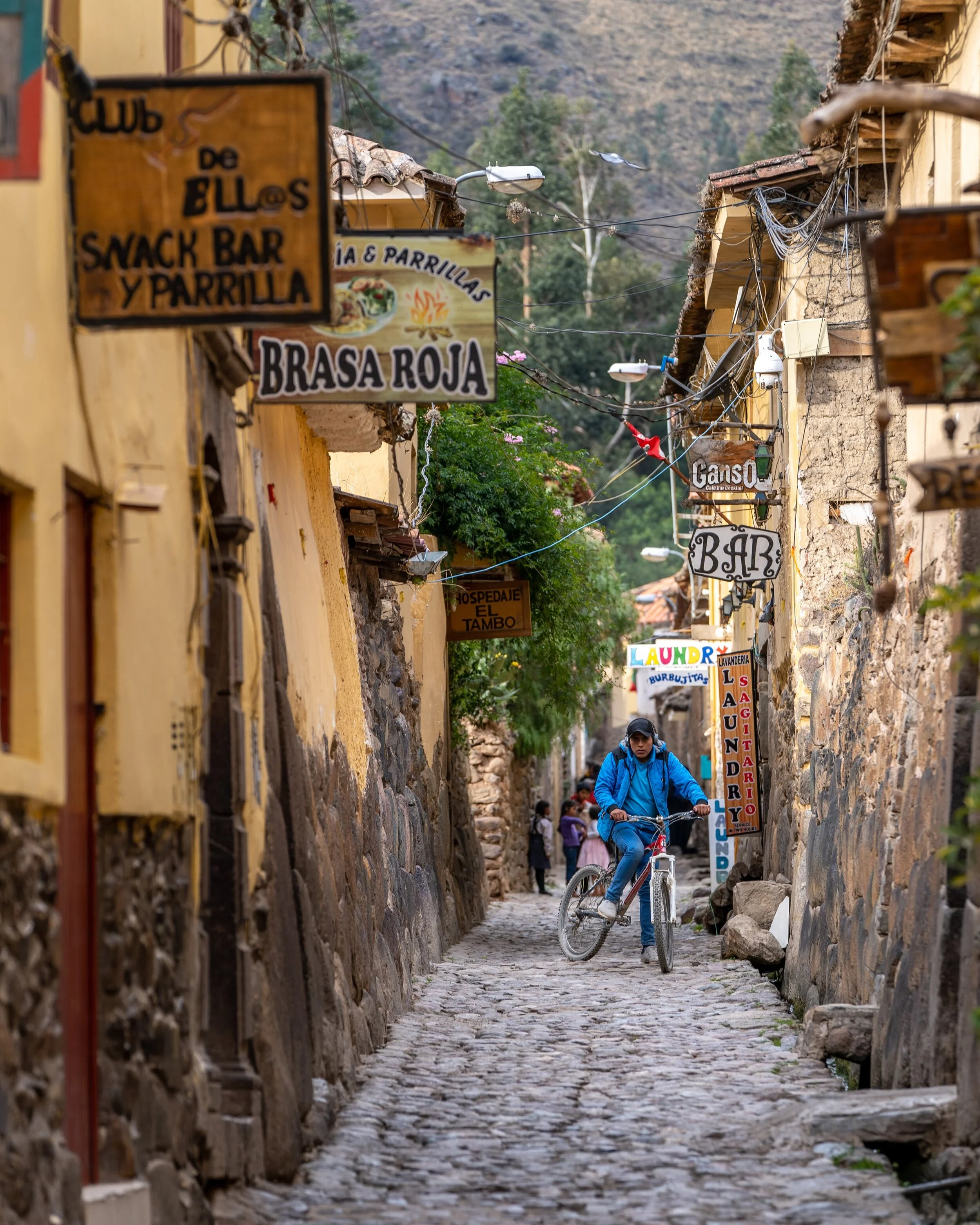 Andes Mountains Peru Quechua Benefit Cusco Cuzco Sacred Valley Ollantaytambo