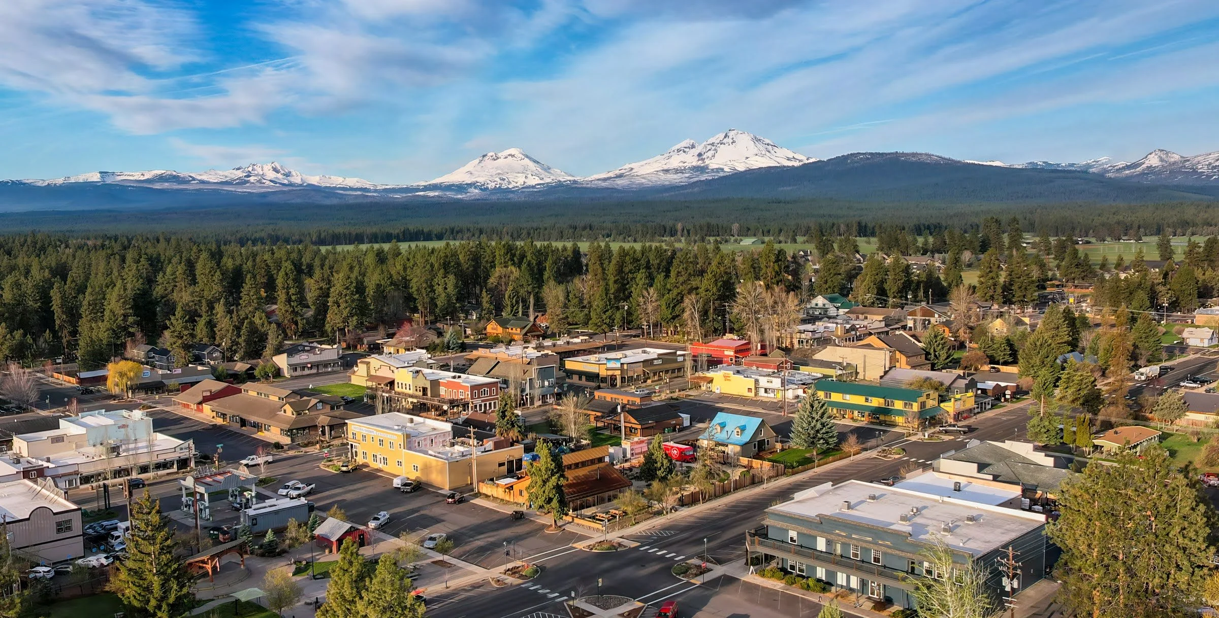 Aerialof Sisters Oregonwiththe Three Sisters26Broken Top Mountainsinthe Background Photographyby 2400px webres