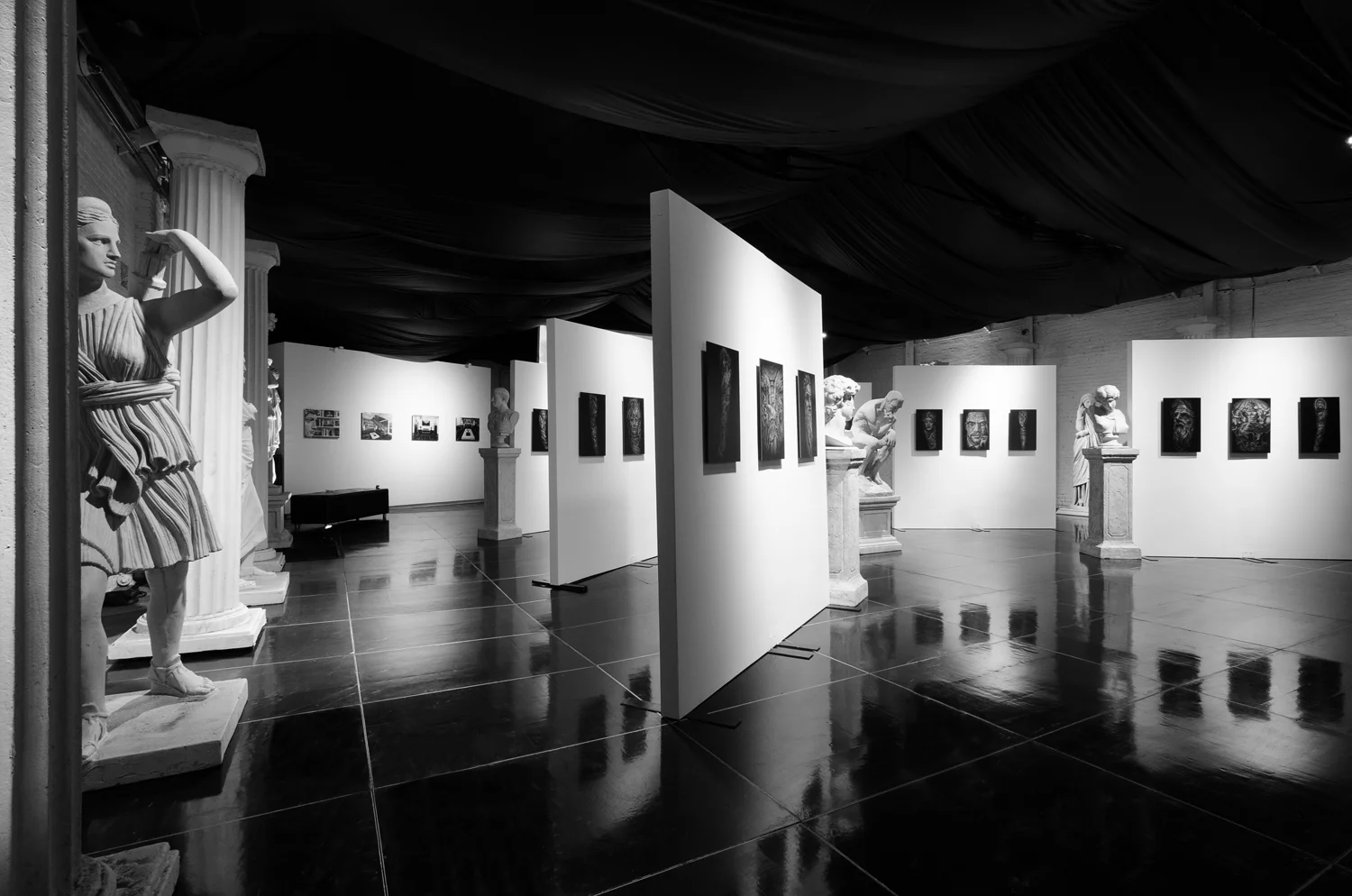 Jun Cha The Well Monarc Studios BW