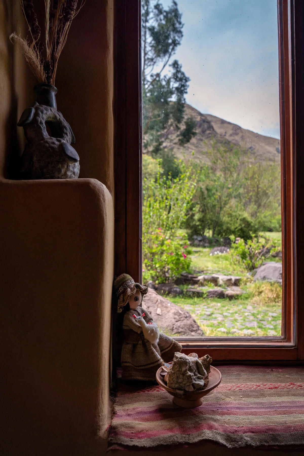 Andes Mountains Peru Quechua Benefit Picotani Spar Macusani Alpaca