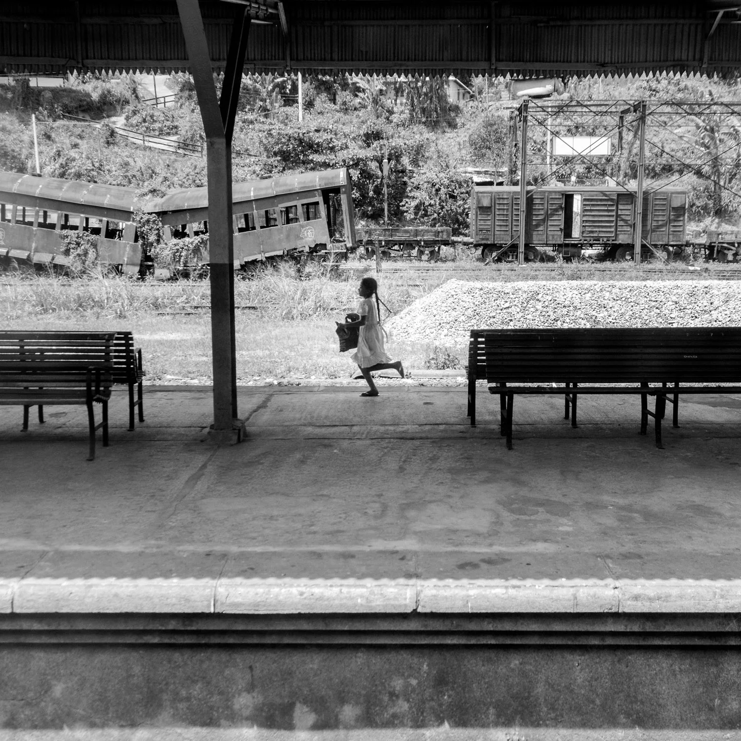 Kandy Sri Lanka February2015 Samsung NX1 200mm