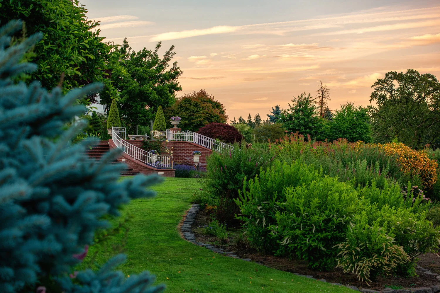 Oakwood Gardens Hillsboro Oregon