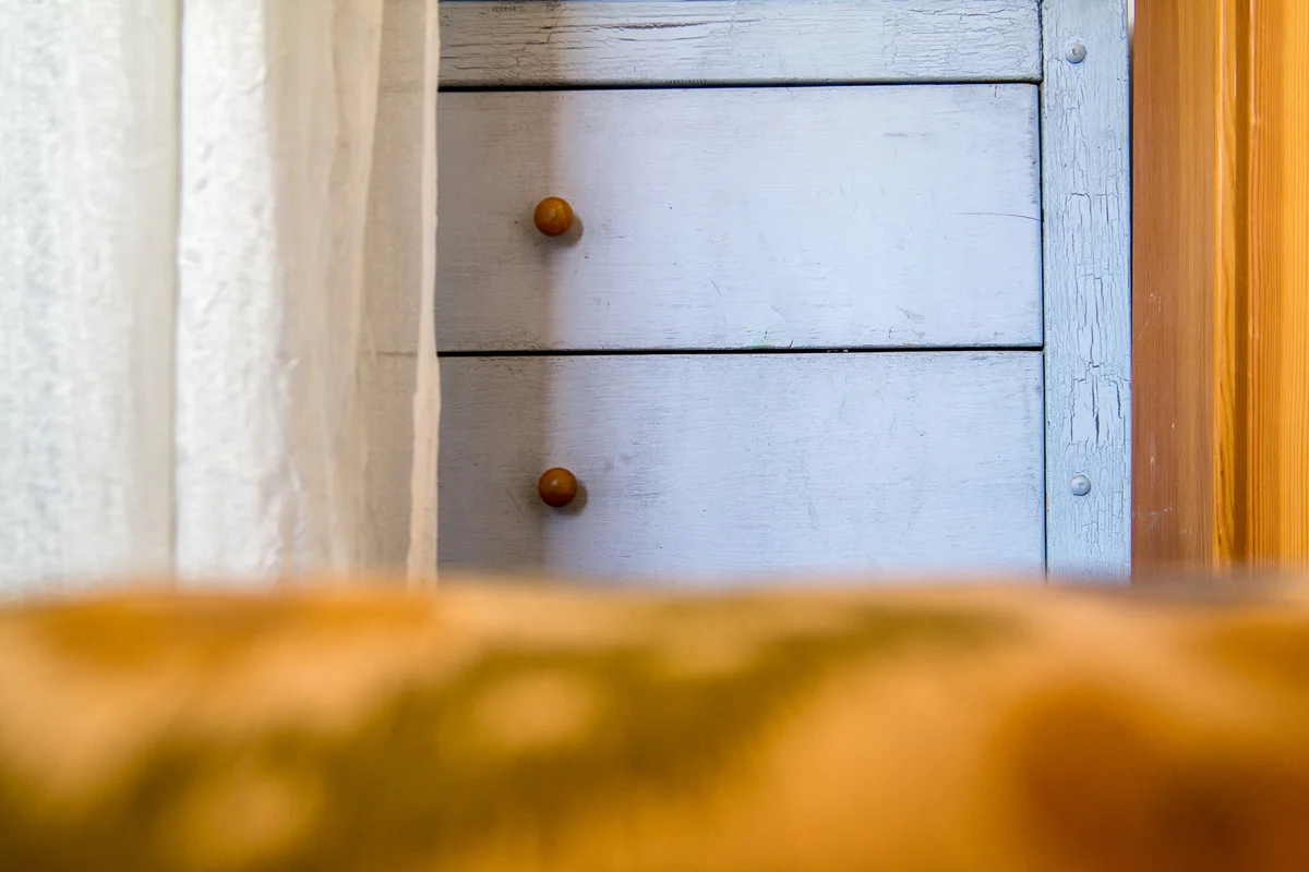 Wasim Muklashy_Real Estate Photography_Bedroom_Vintage Dresser_Vignette